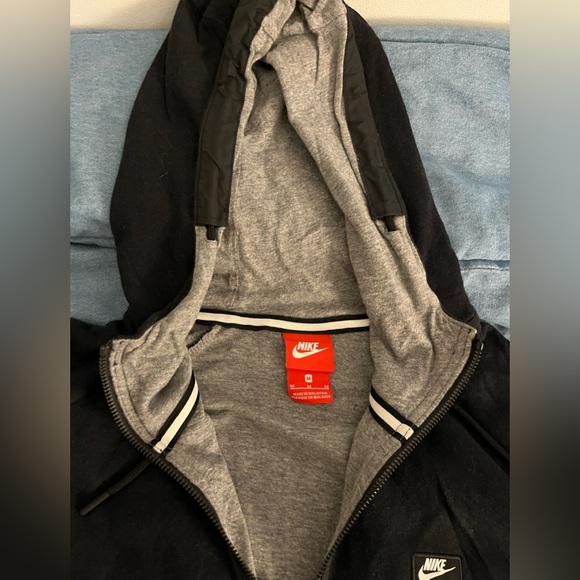 Nike Zip Up Hoodie - Picture 2 of 3